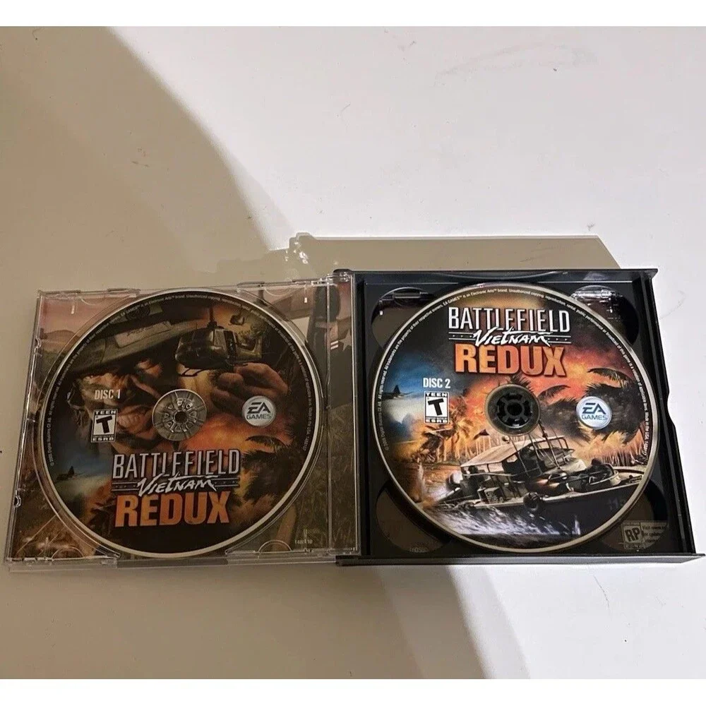 Battlefield Vietnam: Redux (PC, 2005) Case, All Four Discs, Serial Key Complete